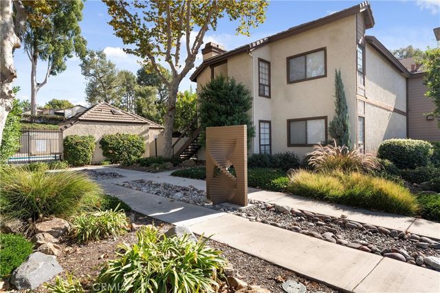 $535,000 | 560 North Brea Boulevard, Unit 30 | Brea