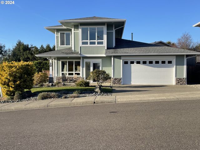 $550,000 | 1174 Nautical Lane | Coos Bay