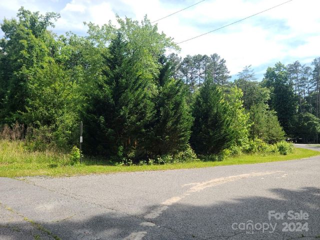 $75,000 | Lot 15-16 Lakeshore Drive, Unit 15 & 16 | Alleghany Township - Davidson County