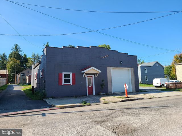 $1,500 | 268 Garage W North Street | West Side