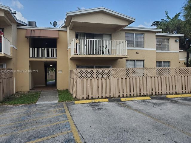 $2,275 | 4170 Northwest 79th Avenue, Unit 1A | Doral