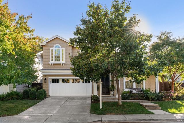 $1,995,000 | 7 Oak Grove Drive | Southwest Novato