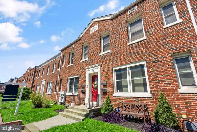 $430,000 | 437 Manor Place Northwest, Unit 2 | Columbia Heights