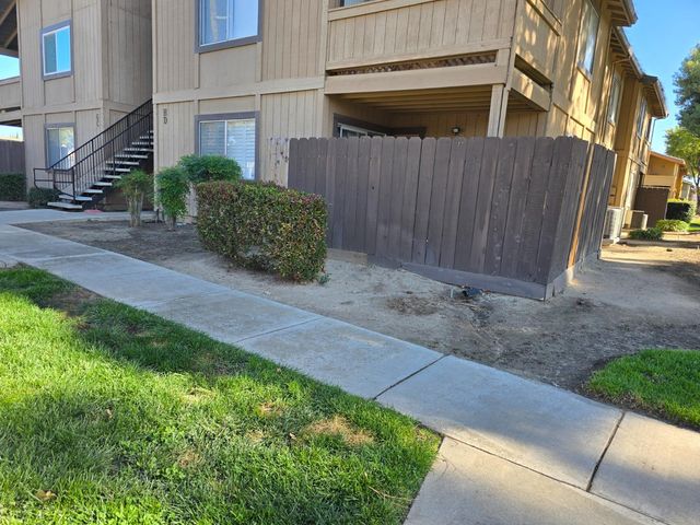 $210,000 | 456 Cherry Lane, Unit D | Manteca