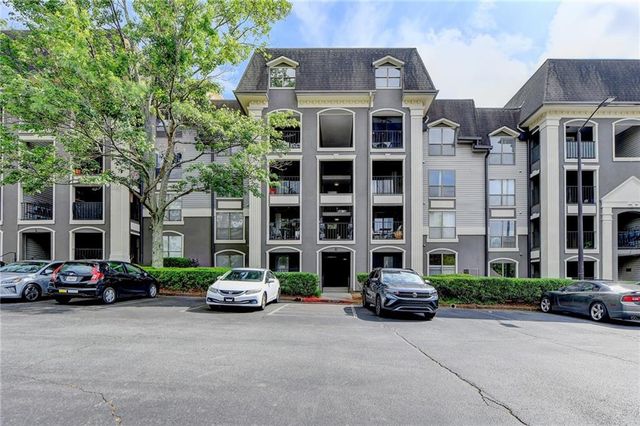 $1,350 | 2657 Lenox Road Northeast, Unit 152 | Lenox Green Condominiums