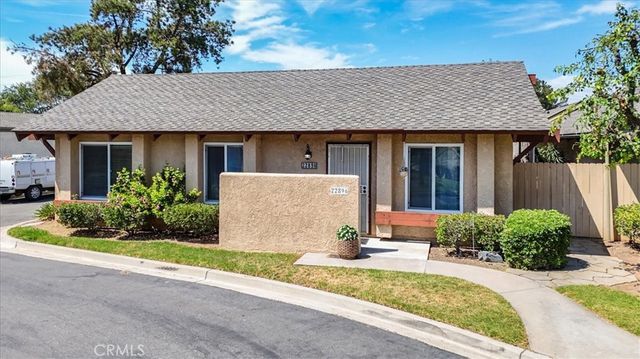 $758,900 | 22896 Caminito Plumas, Unit 33 | North Laguna Hills