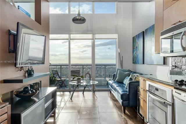 $3,300 | 60 Southwest 13th Street, Unit 3211 | Brickell