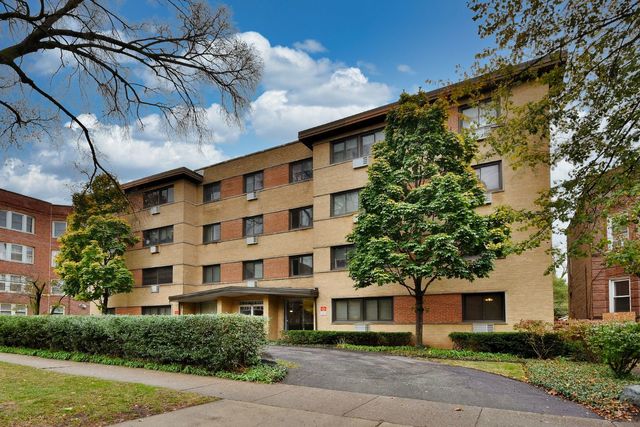 $311,900 | 929 Washington Street, Unit 304 | Evanston