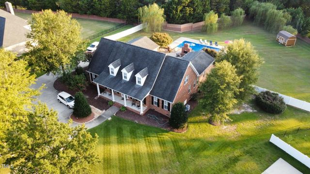 $879,900 | 166 Weldon Drive | Cleveland Township - Johnston County