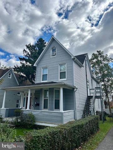 $1,950 | 411 Lyman Avenue | Homeland