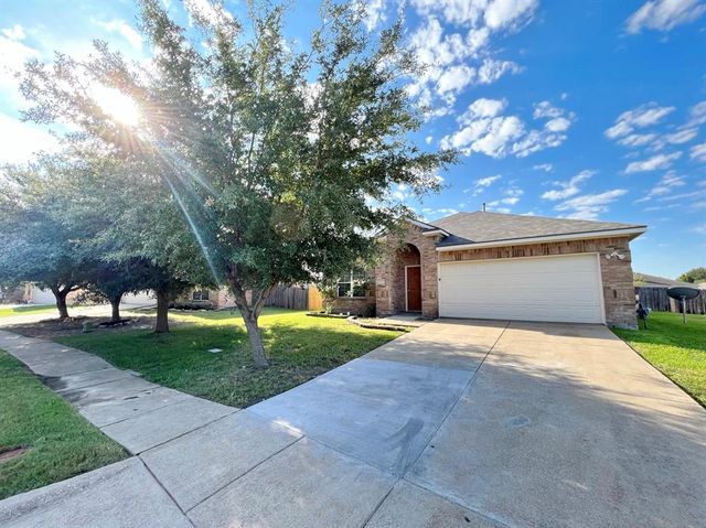 $2,100 | 205 Freedom Trail | Forney