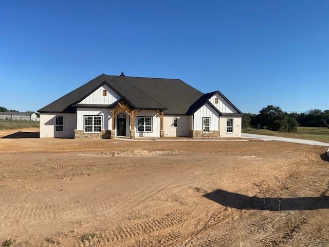 a view of house and outdoor space