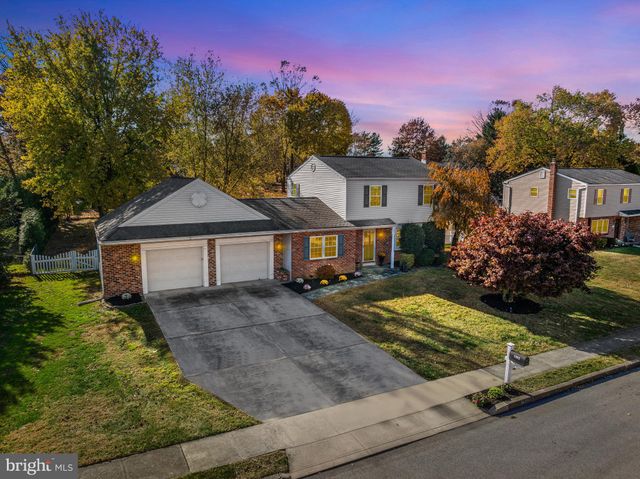 $499,000 | 1892 Cardinal Circle | Jeffersonville