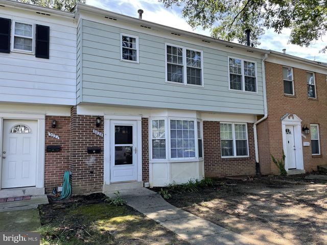 $2,750 | 5025 Berwyn Road | College Park