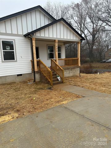 $265,000 | 2600 Main Ave Drive Northwest | Long View