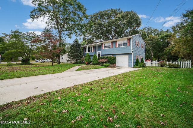 $450,000 | 2300 Oak Avenue | Northfield