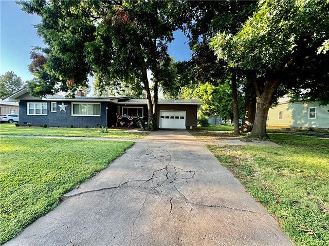 $110,000 | 805 Walnut Street | Chetopa