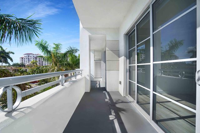 $1,450,000 | 155 East Boca Raton Road, Unit 307 | Downtown Boca