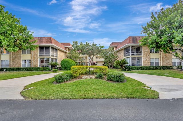 $239,000 | 5510 Tamberlane Circle, Unit 146 | Palm Beach Gardens