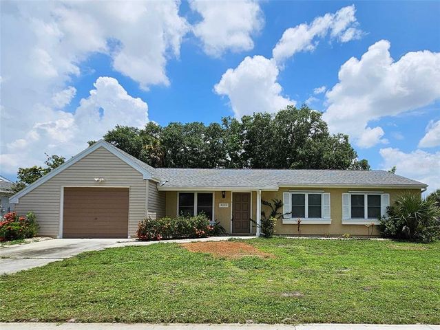 $319,000 | 4640 McKibben Drive | Country Club Ridge