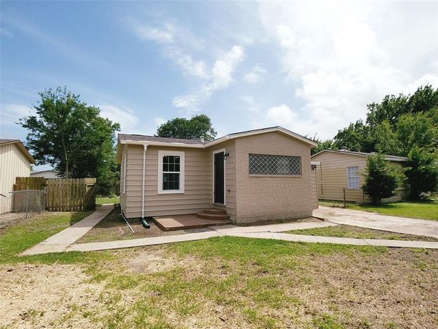 $1,235 | 429 18th Avenue North | Texas City