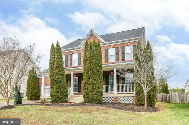 $819,900 | 34 Palisades Drive | Hills of Aquia