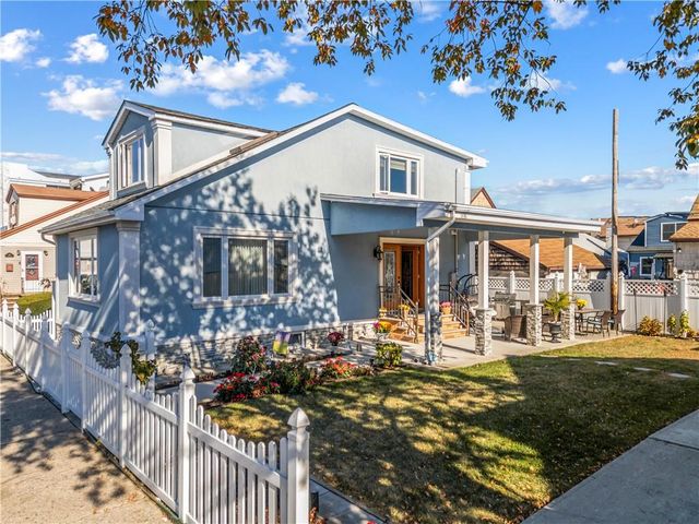 $1,100,000 | 40 Dictum Court | Gerritsen Beach