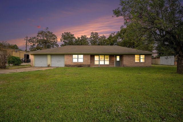 $280,000 | 400 Bob Smith Road | Baytown