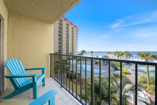 $435,000 | 6505 Thomas Drive, Unit 205 | Crescent Beach