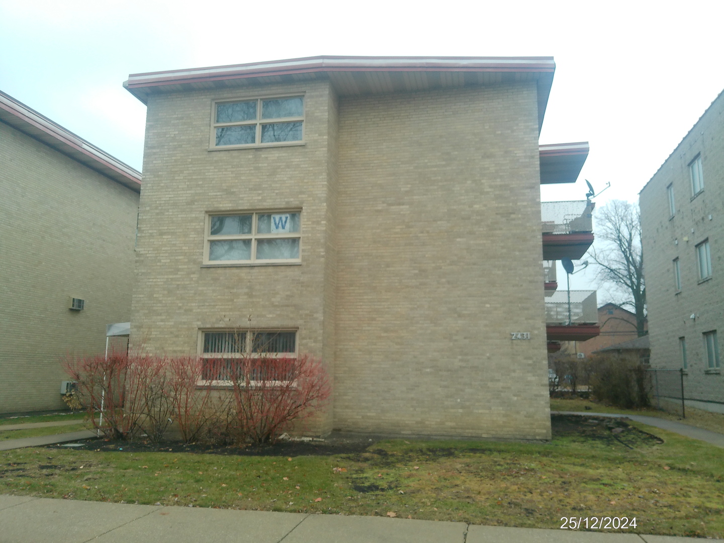 a front view of a house