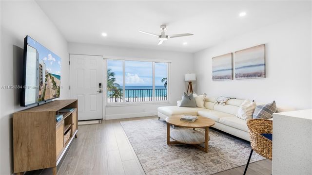 $3,100 | 300 Oregon Street, Unit 203 | South Central Beach