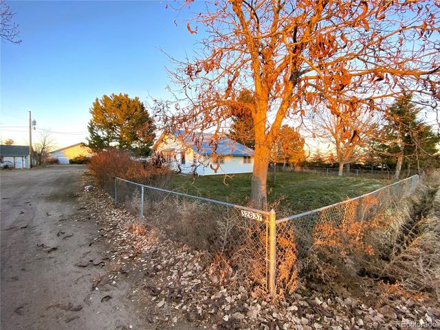 $600,000 | 32637 County Road 10