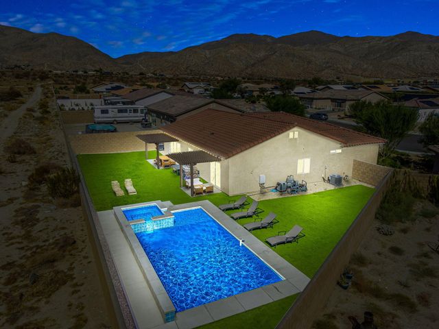 $699,900 | 9705 Puesta Del Sol Place | Desert Hot Springs