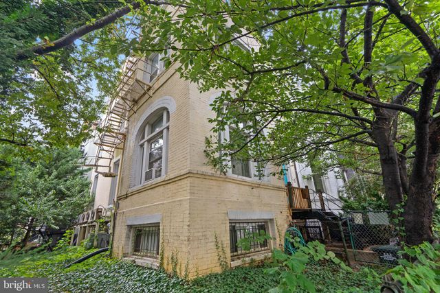 $2,300,000 | 2149 N Street Northwest | Dupont Circle