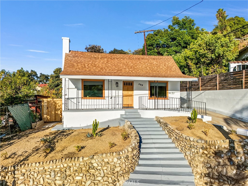 Beautiful historic Arroyo Seco rock design