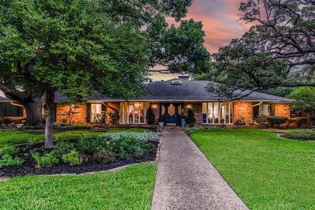 $1,150,000 | 4507 Harvest Hill | Schreiber Manor