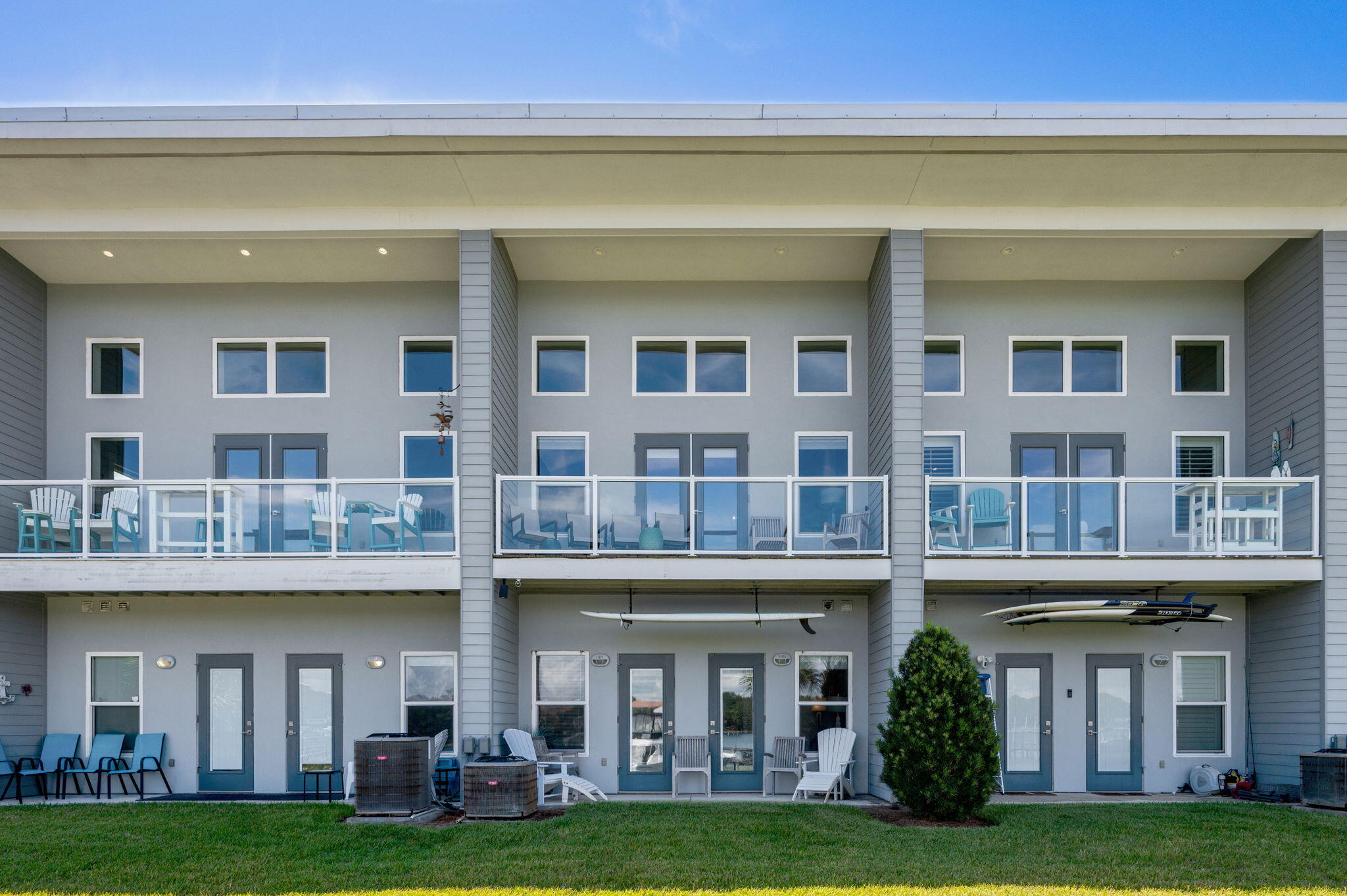 a view of a building with a swimming pool