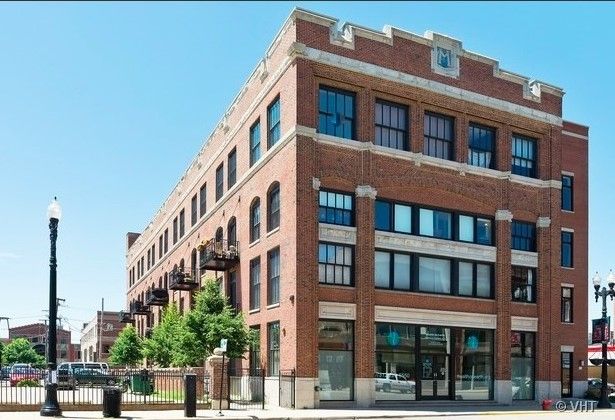 $3,395 | 2332 South Michigan Avenue, Unit 406 | McCormick Square