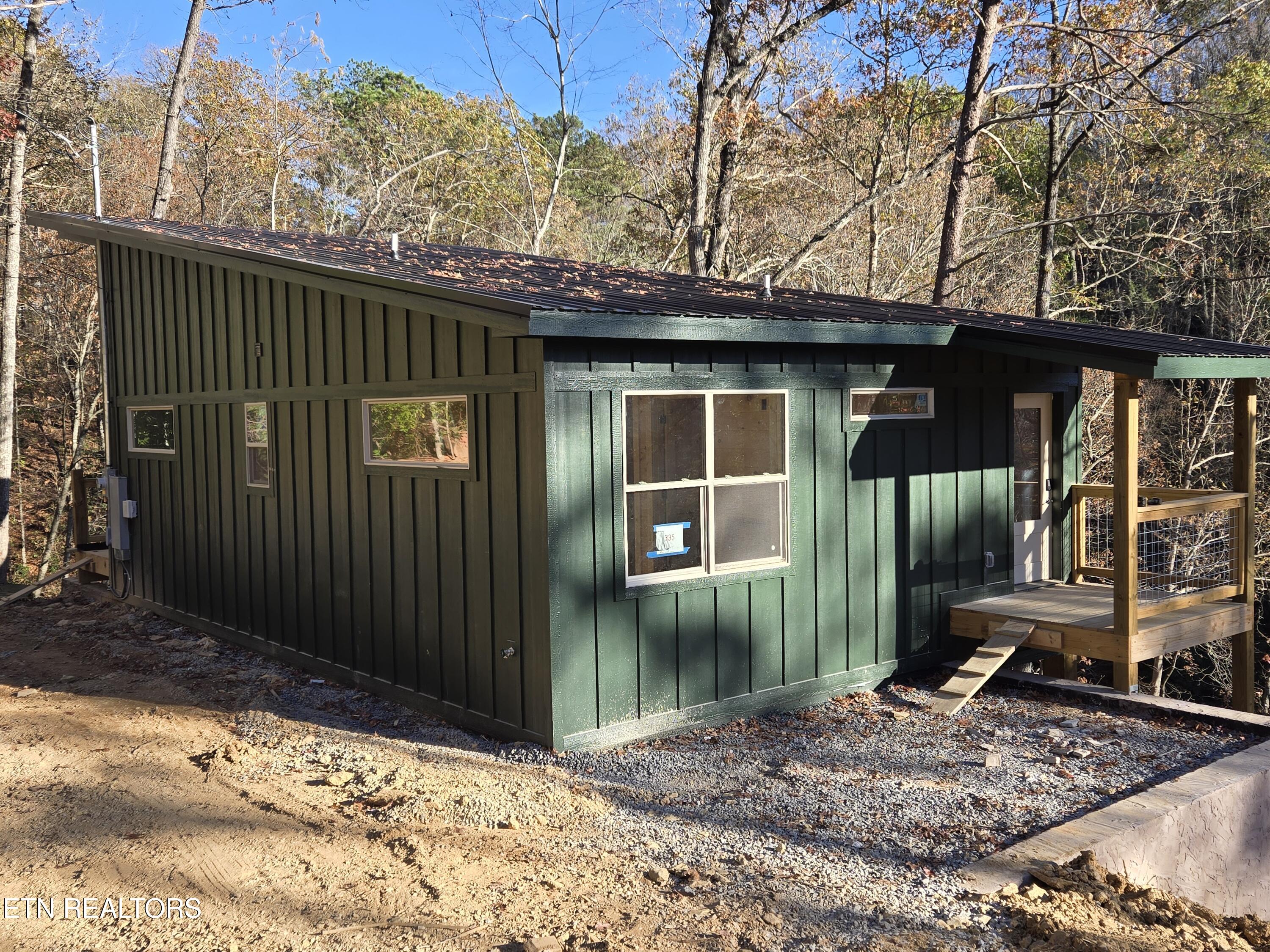 Walnut-Ownby Terrace exterior