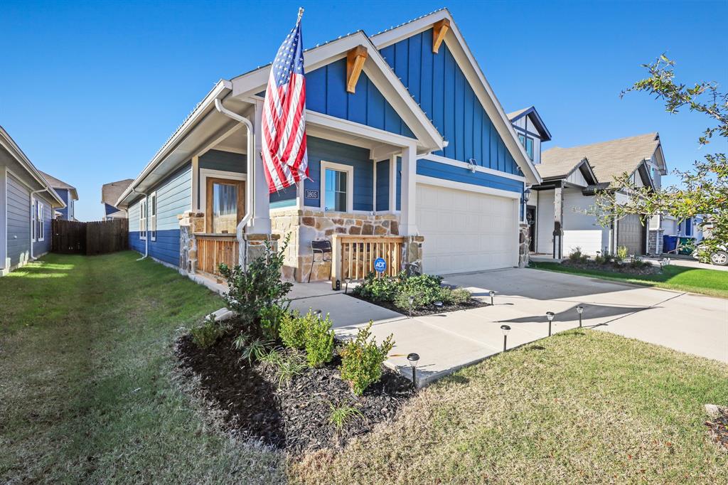 front view of house with a yard