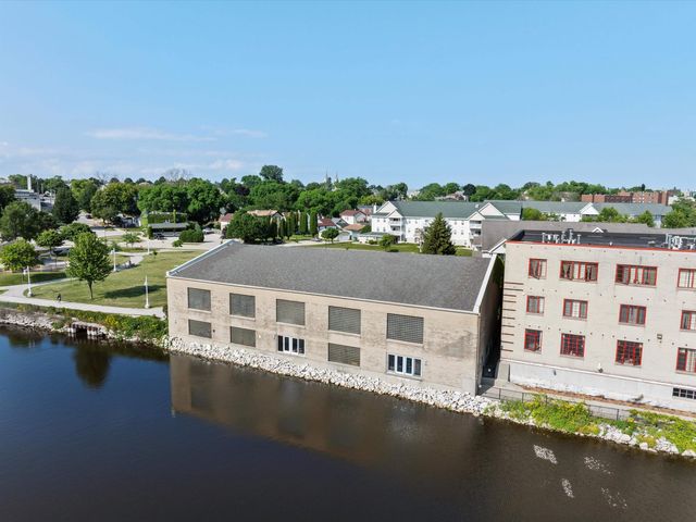 $899,000 | 834 North Water Street | Downtown Sheboygan