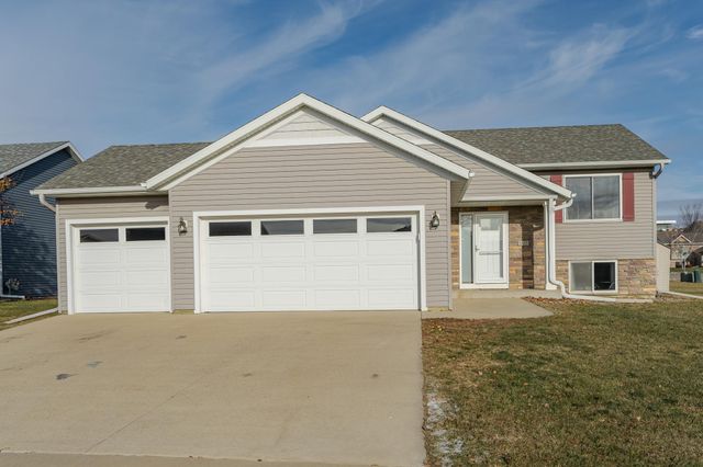 $389,900 | 5445 Florence Drive Northwest | Ridgeview Manor