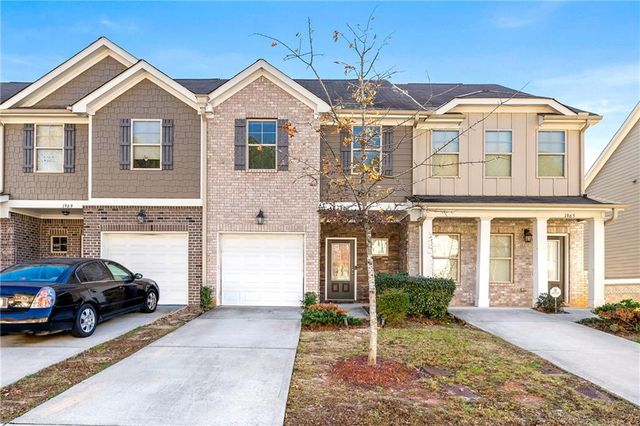 $225,000 | 1967 Old Dogwood | The Gardens at Lovejoy