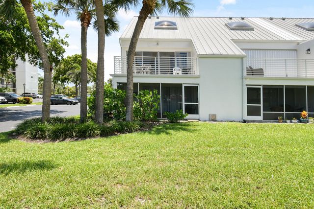 $459,000 | 1605 Highway 1, Unit M2214 | Jupiter Ocean-Racquet Club Tennis Village