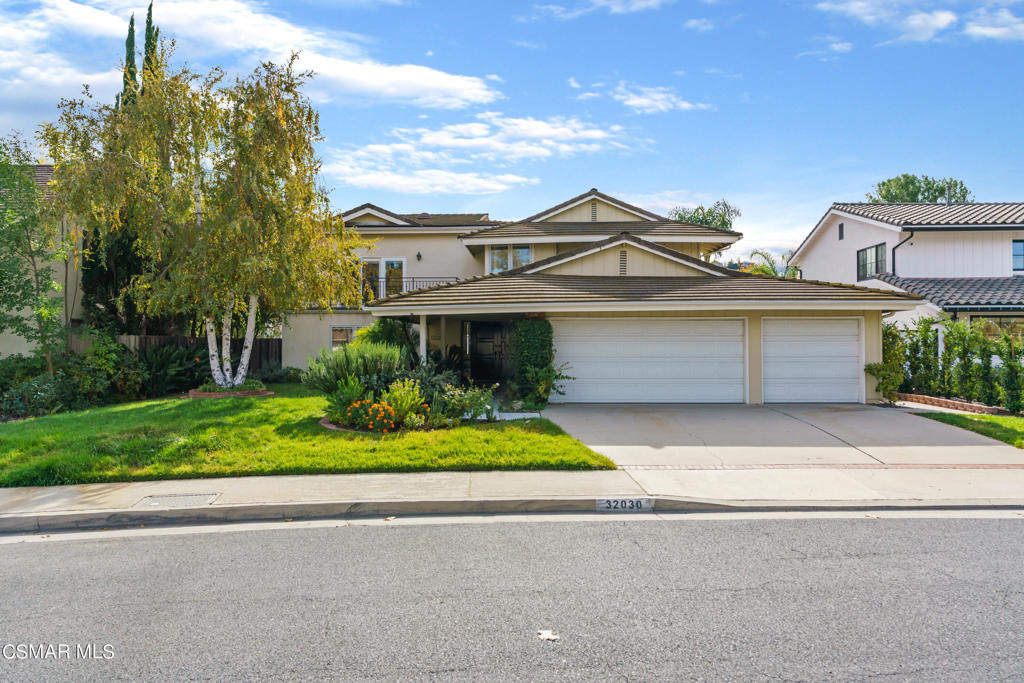 front view of house with a yard