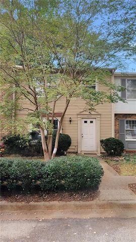 $249,900 | 2834 Royal Path Court | Royal Towne Park