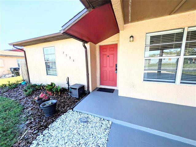 $290,000 | 7534 Golden Glenn Drive | Azalea Park