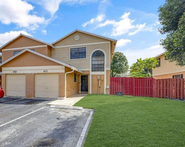 $475,000 | 411 Northwest 103rd Terrace | Pembroke Pointe