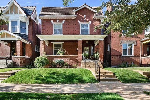 $449,500 | 5832 De Giverville Avenue | Skinker DeBaliviere Historic District