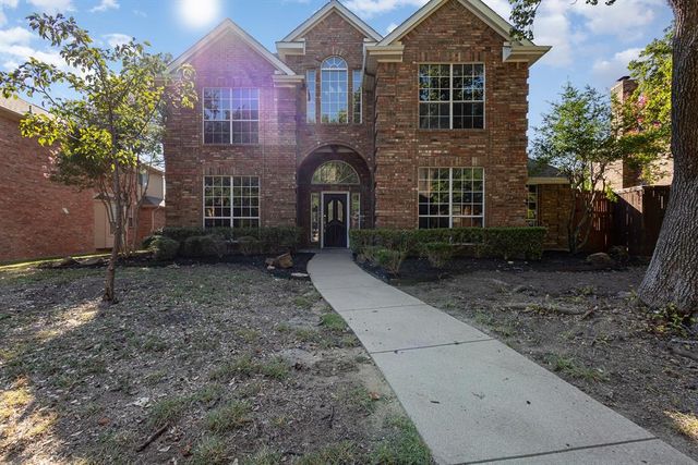 $539,900 | 2705 Tulip Drive | Crowley Park